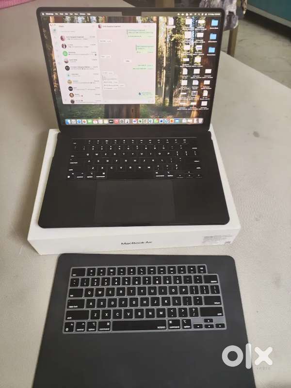 Macbook M3 Air 15.6 inch 8GB 256GB / Warranty till Nov 2027