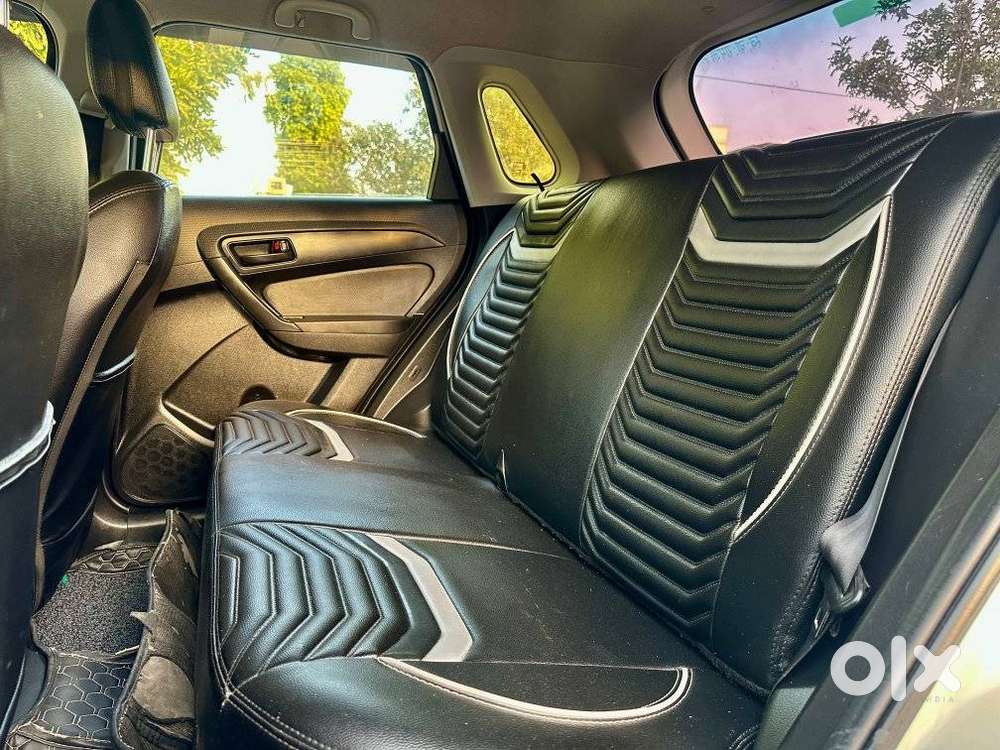 Maruti Suzuki Brezza 1.5 Lxi Smart Hybrid, 2022, Petrol