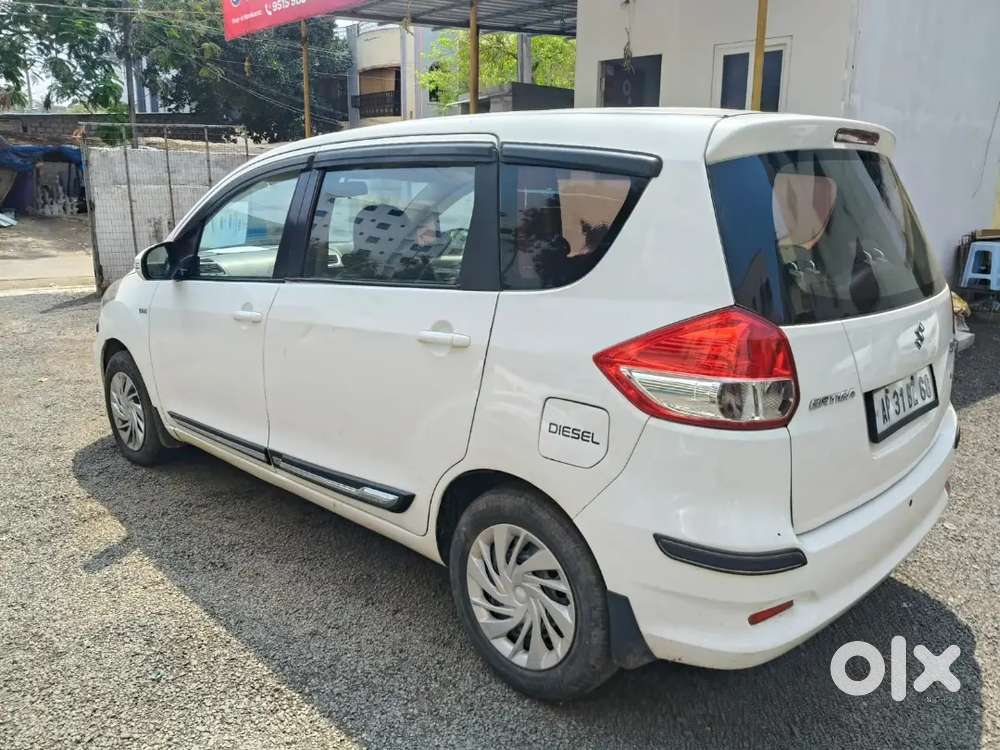 Maruti Suzuki Ertiga 2012 Diesel 120000 Km Driven