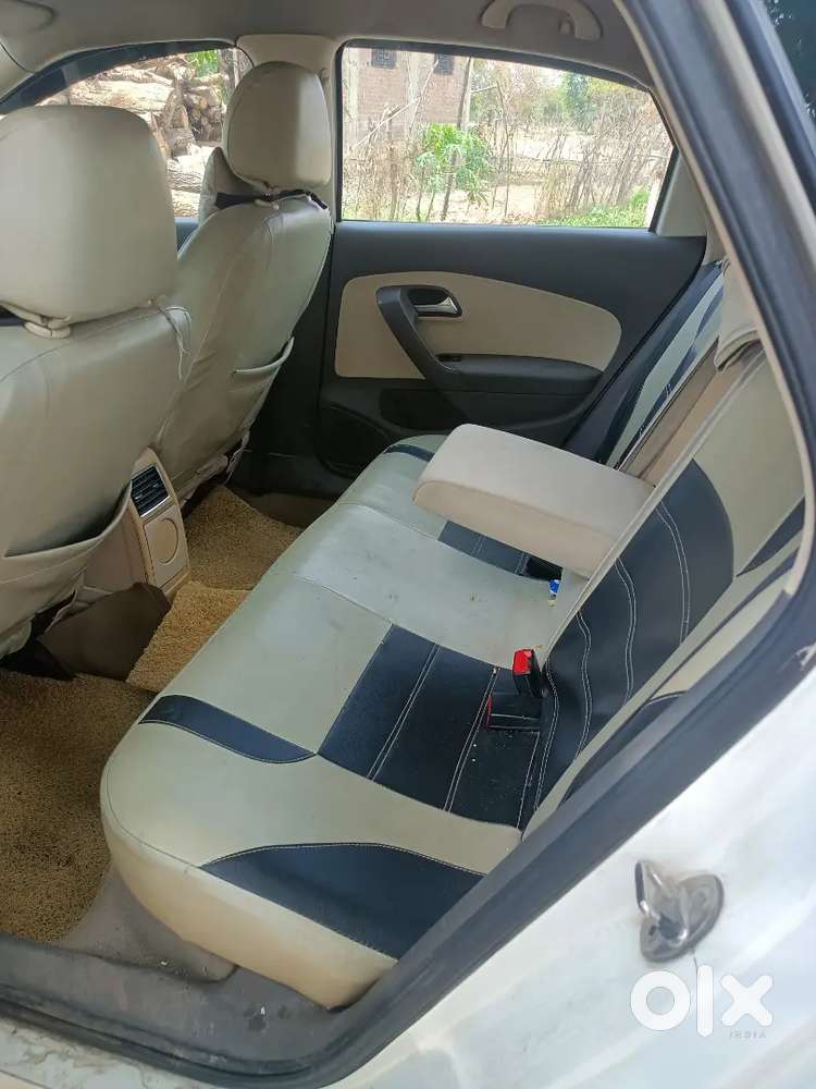 Volkswagen Vento Diesel 2011 Second