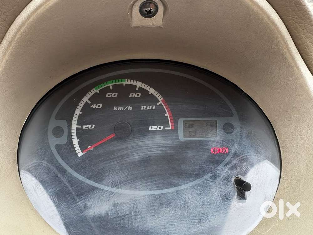 Tata Nano Xe, 2012, Petrol