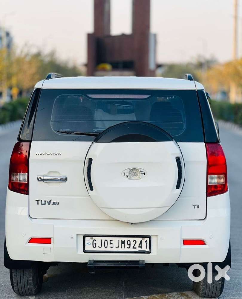 Mahindra Tuv 300 Mhawk100 T8, 2015, Diesel