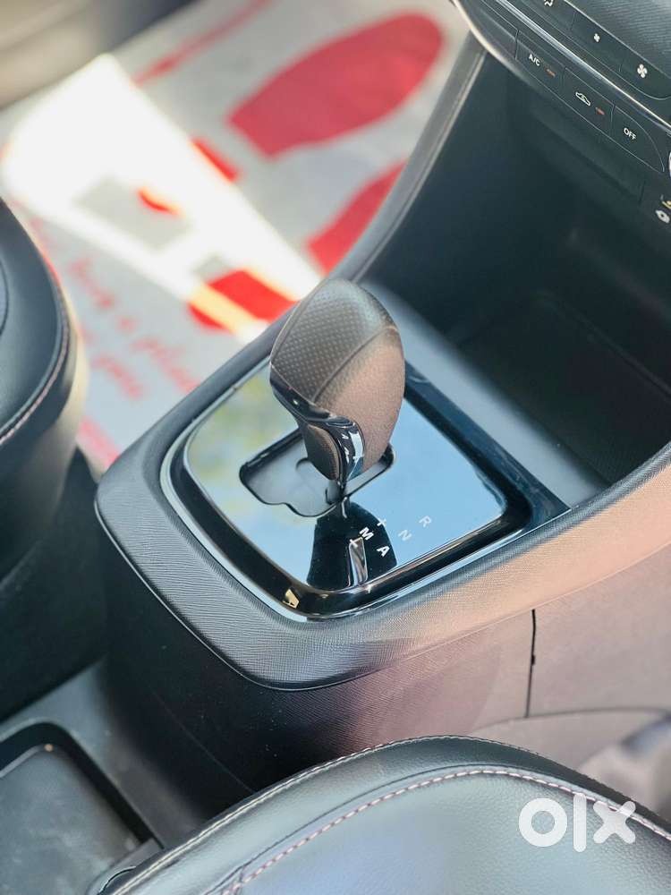 Tata Punch 1.2 Revotron Creative Ira Amt Kaziranga Edition, 2023, Pe..