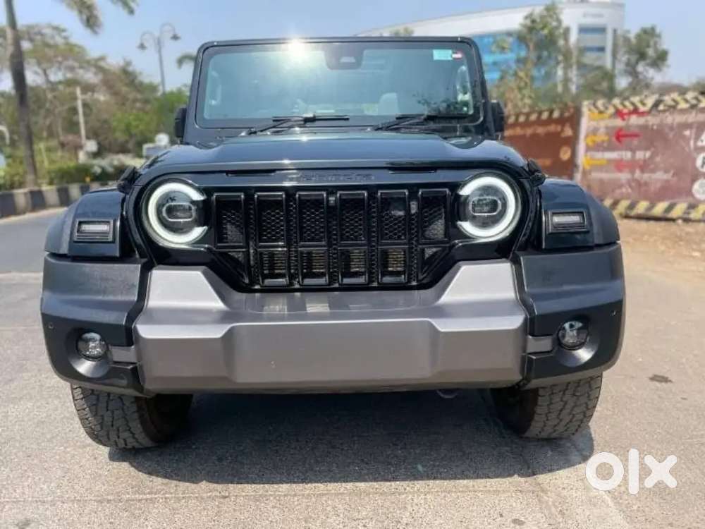 Mahindra Thar Roxx Petrol 2025