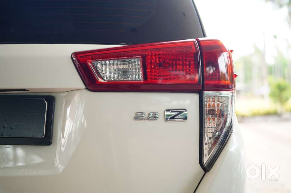 Toyota Innova Crysta