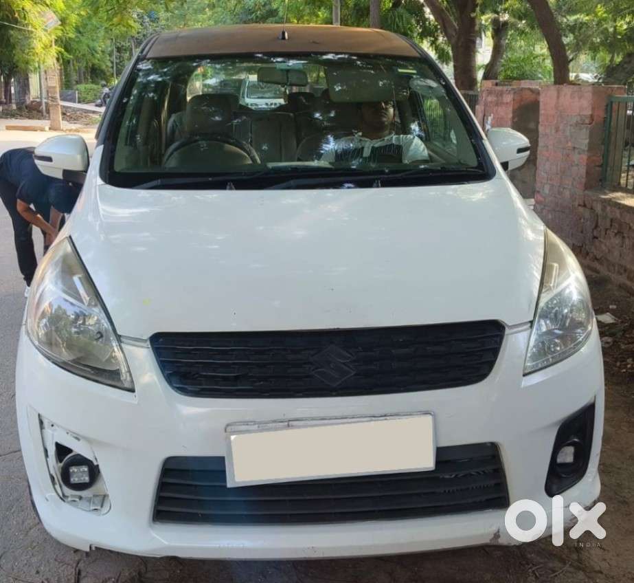 Maruti Suzuki Ertiga Vxi Abs Bs Iv, 2012, Petrol