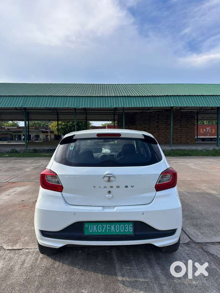 Tata Tiago EV XT MR, 2023, Electric - Photo 2