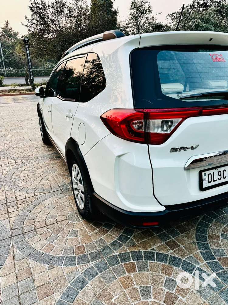 Honda Br-v 1.5 S I-vtec Mt, 2018, Cng & Hybrids