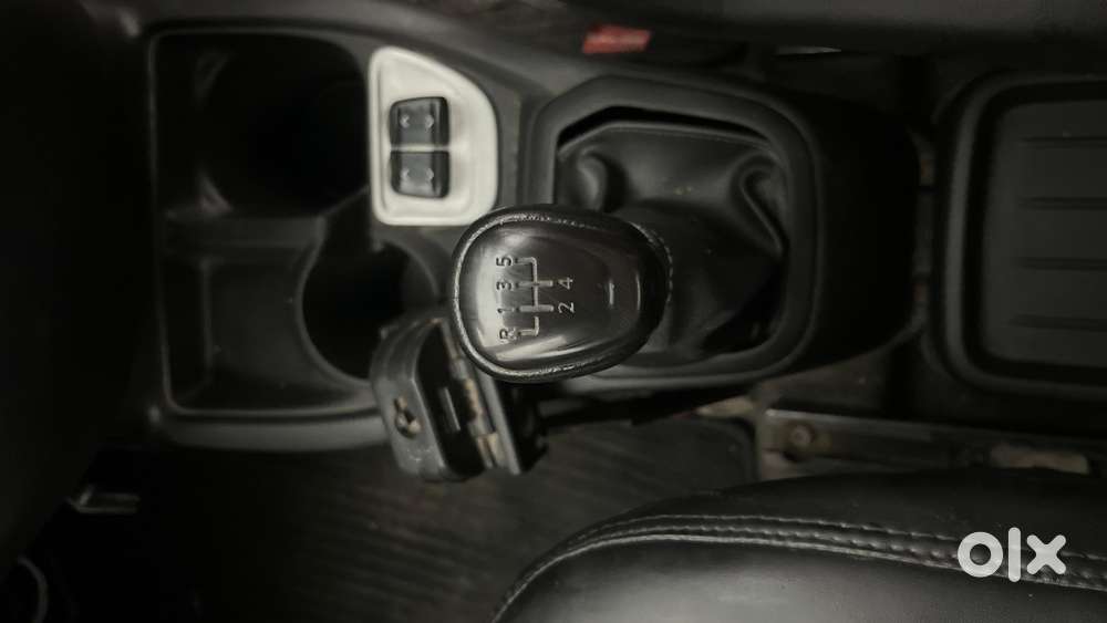 Datsun Redigo T Option, 2017, Petrol