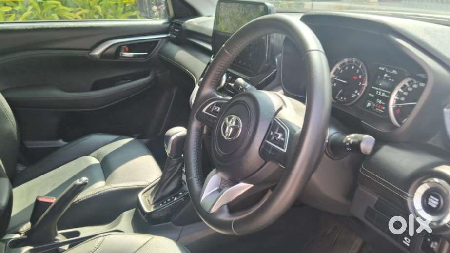 Toyota Urban Cruiser Hyryder 1.5 V Neo Drive, 2024, Petrol
