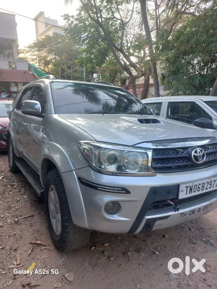 Toyota Fortuner 3.0 4x4 Manual, 2010, Diesel
