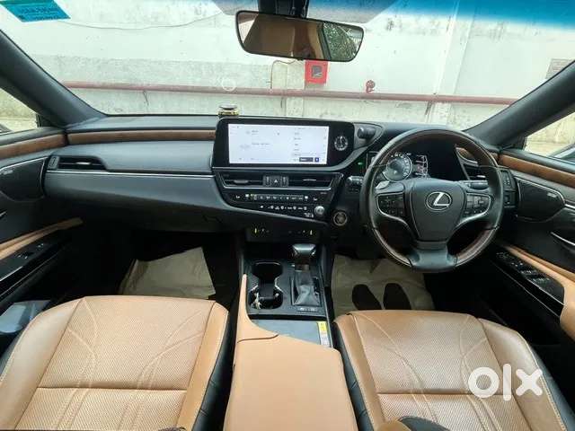 Lexus Es, 2023, Petrol