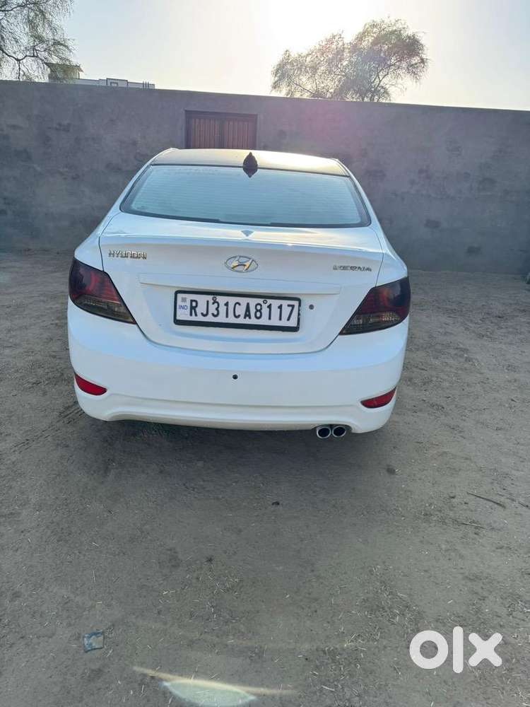 Hyundai Fluidic Verna 2014 Petrol Well Maintained