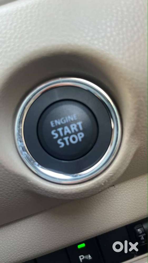 Maruti Suzuki Swift Dzire Amt Zdi, 2017, Diesel