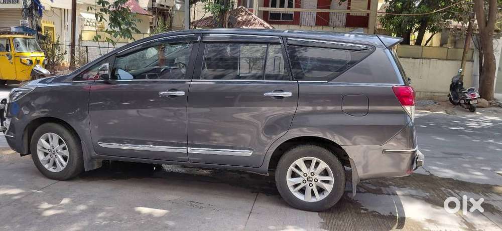Toyota Innova Crysta 2.4 V 8 Str, 2018, Diesel