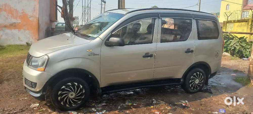 Mahindra Xylo 2013
