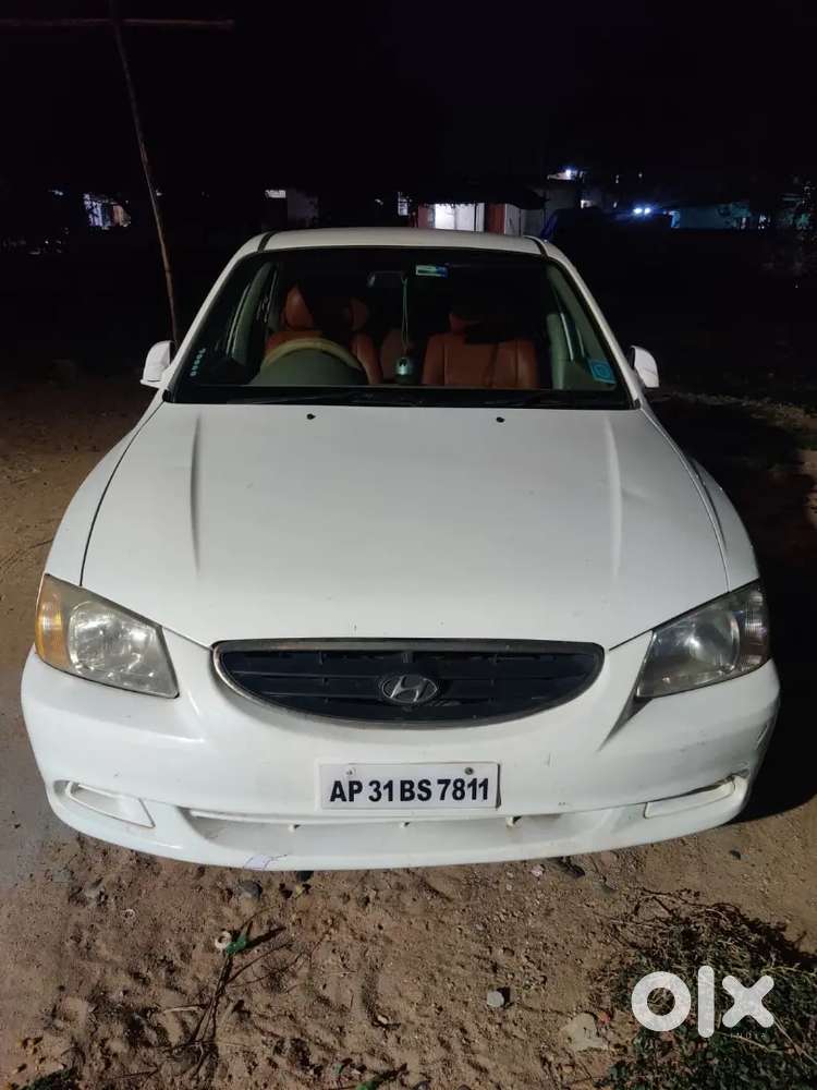 Hyundai Accent Petrol Lpg At 2011