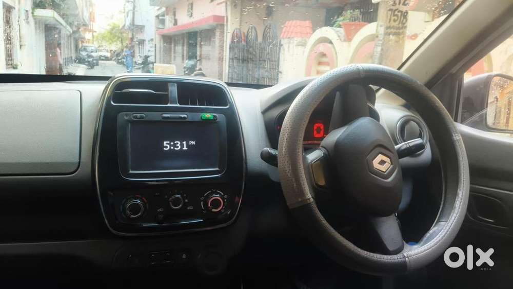 2017 Renault Petrol Car