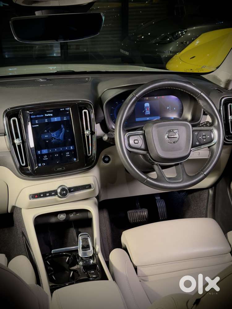 Volvo Xc40 B4 Ultimate, 2022, Petrol
