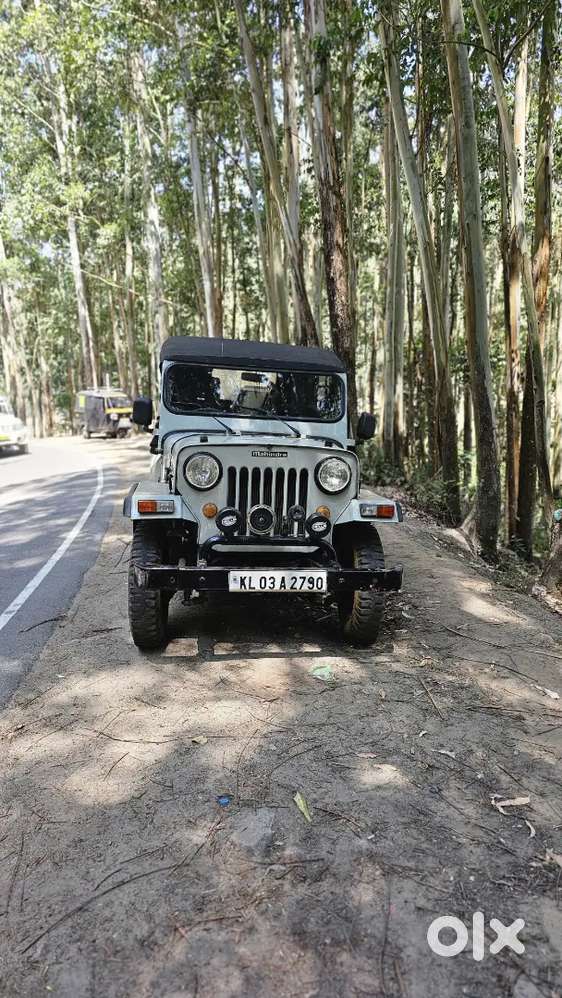 Mahindra Jeep