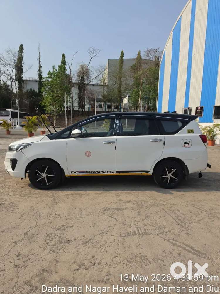 Toyota Innova Crysta 2018 Diesel 130000 Km Driven