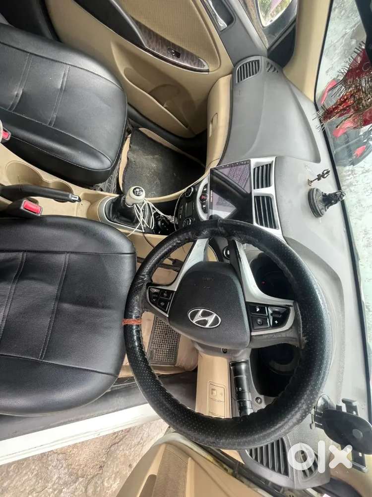 Hyundai Fluidic Verna 2013 Diesel 116430 Km Driven Urgent Sale