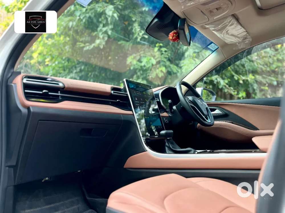 Mg Hector Plus Savvy Pro 1.5 Turbo Petrol Cvt 7 Str, 2024, Petrol