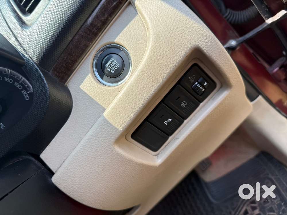 Maruti Suzuki Swift Dzire 2016 Petrol Well Maintained