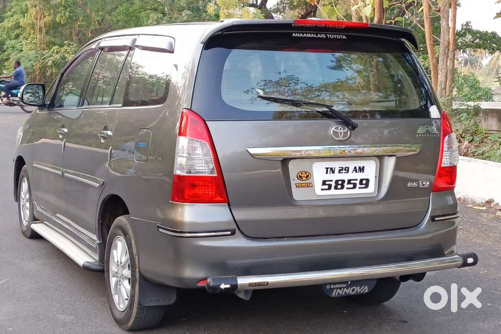Toyota Innova 2012-2013 2.5 Vx (diesel) 8 Seater, 2012, Diesel