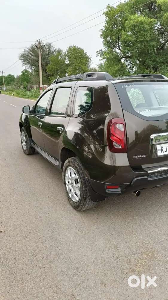 Renault Duster 2019 Diesel 121000 Km Driven