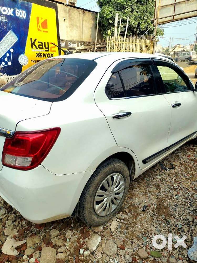 Maruti Suzuki Dzire 1.2 Vxi Cng, 2023, Cng & Hybrids