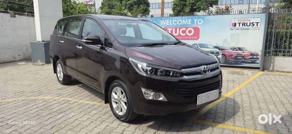 Toyota Innova Crysta 2.4 V, 2017, Diesel