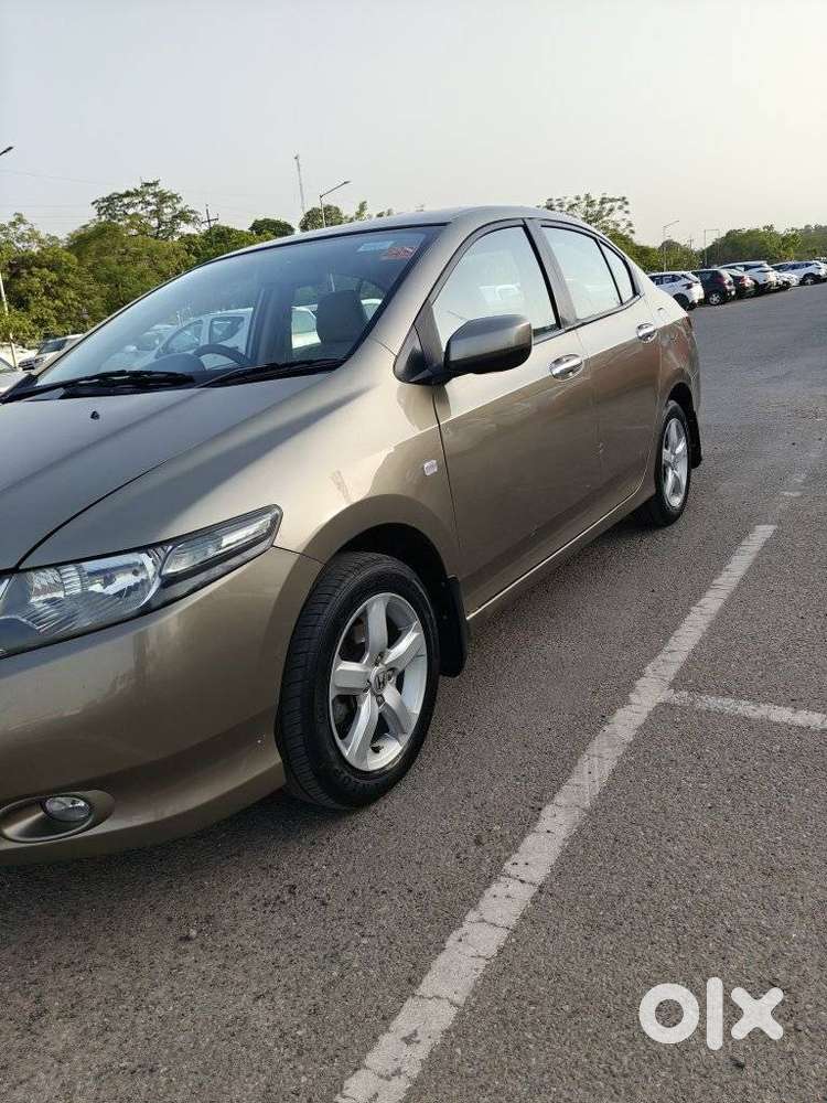 Honda City 2011-2013 V At Exclusive, 2010, Petrol