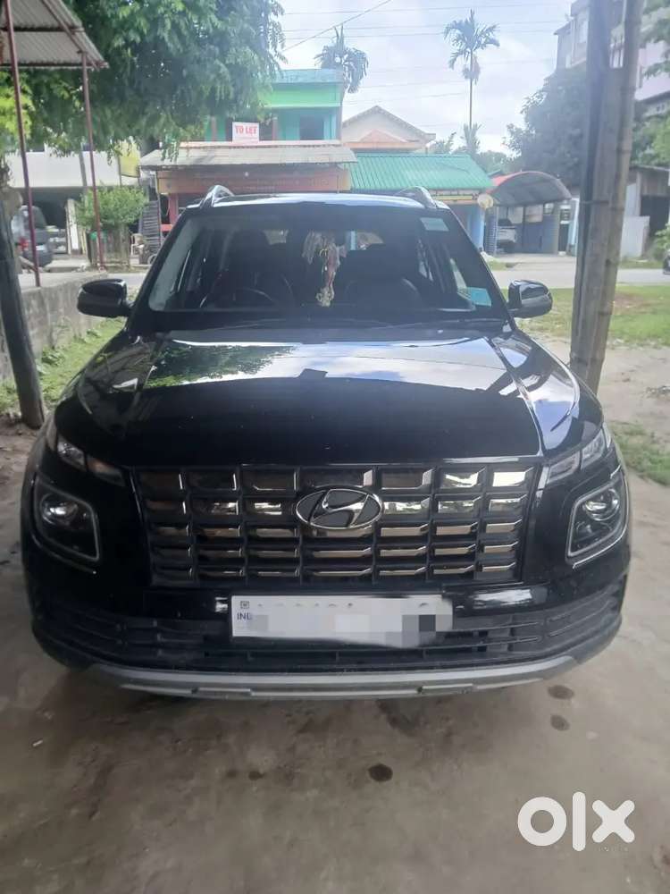 Hyundai Venue Petrol 2024 Knight Edition