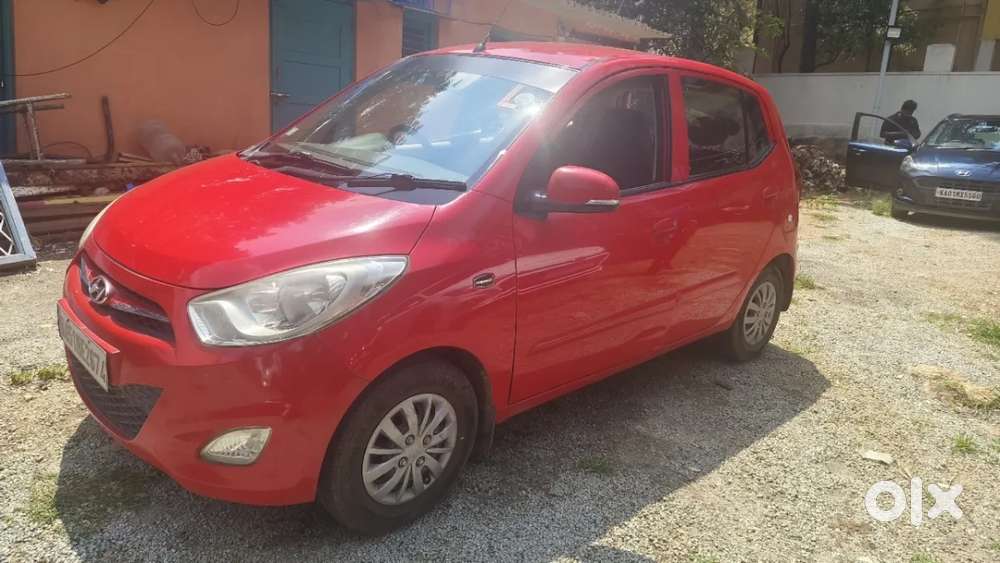 Hyundai I10 Sportz At, 2013, Petrol