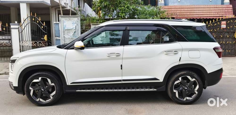 Hyundai Alcazar Signature 1.5 Petrol Dct 7str, 2023, Petrol