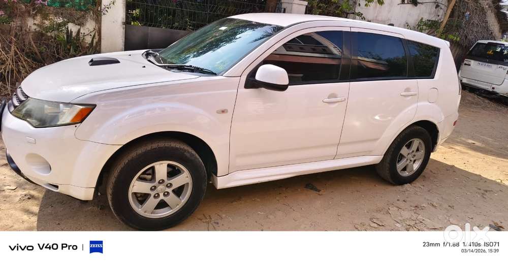 Mitsubishi Outlander, 2009, Petrol