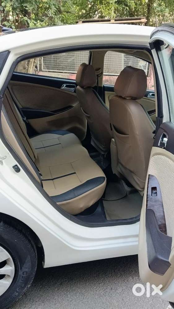 Hyundai Verna Petrol 2013