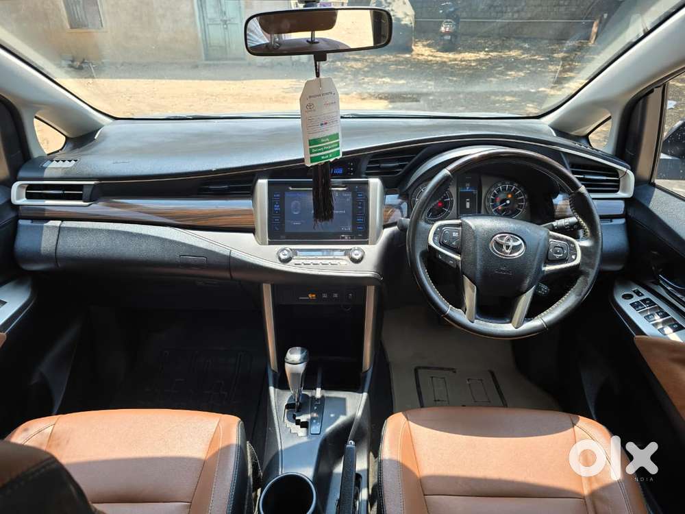 Toyota Innova Crysta 2.8 Zx At 7 Seater, 2018, Diesel