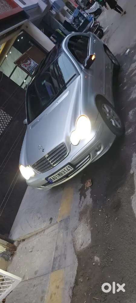 Mercedes-benz C Class 2006 Diesel 100000 Km Driven