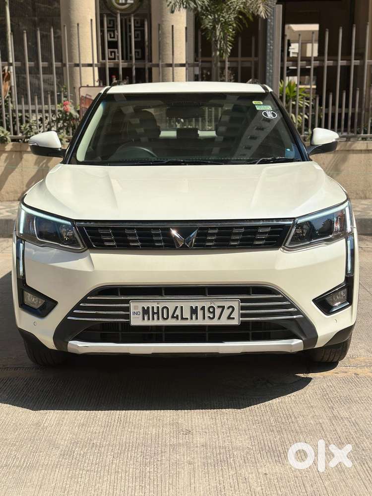 Mahindra Xuv300 W8 (o) 1.5 Diesel Amt, 2023, Diesel