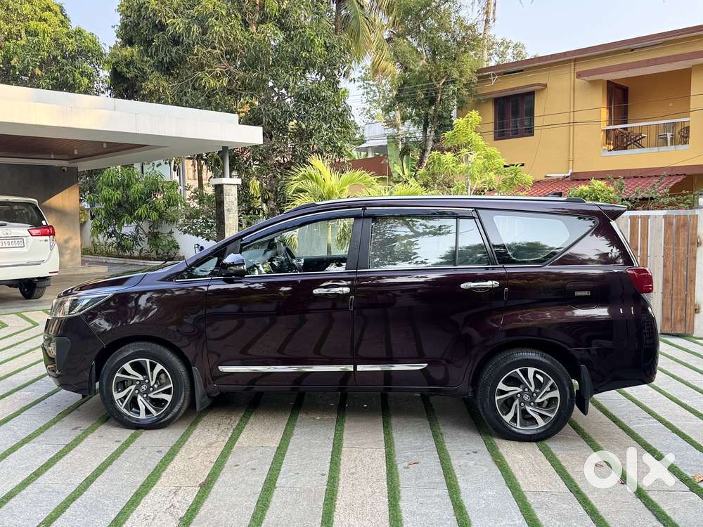 Toyota Innova Crysta 2.4 Gx Limited Edition At 7 Str, 2021, Diesel