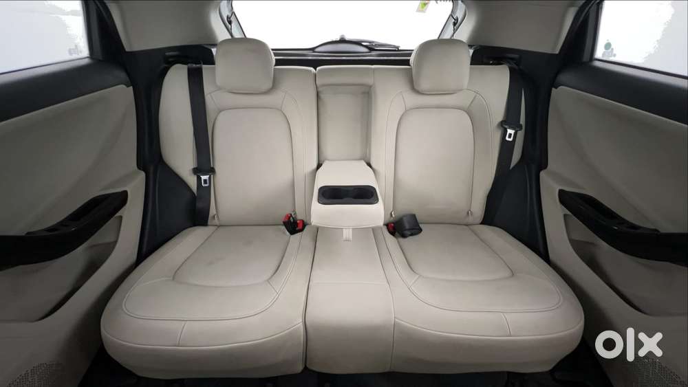 Tata Nexon 1.2 Revotron Xz Plus Premium, 2022, Petrol