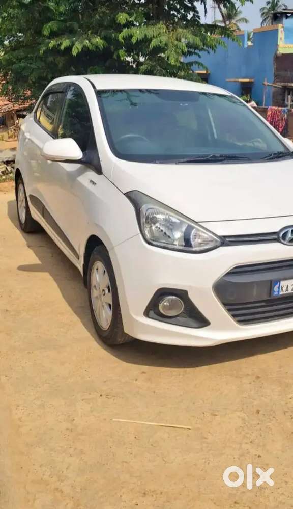 Hyundai Xcent 2015 Diesel 142000 Km Driven