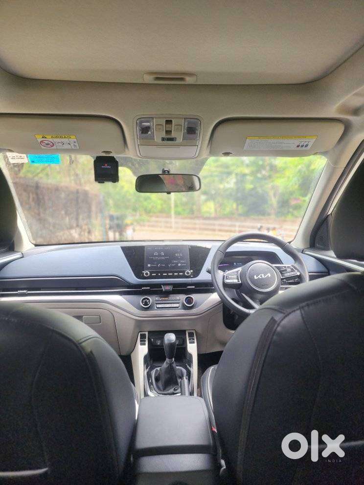 Kia Carens G1.5 6mt Gravity, 2025, Petrol