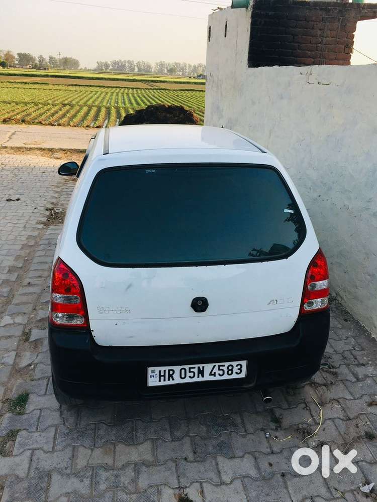 2028 Maruti Suzuki Petrol Manual Car