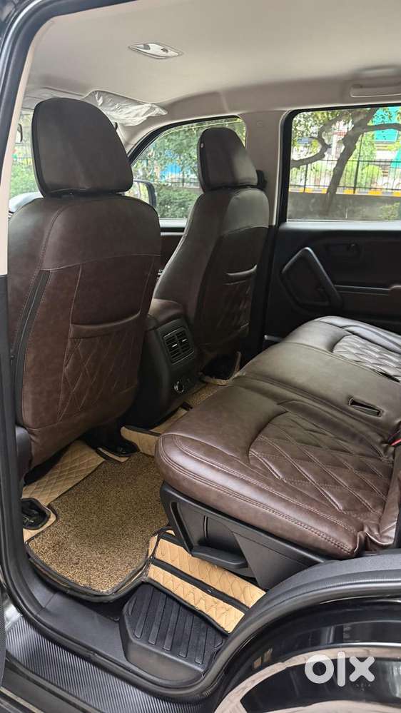 Mahindra Scorpio-n 2.0 Z4 Petrol Mt 7 Str, 2025, Petrol