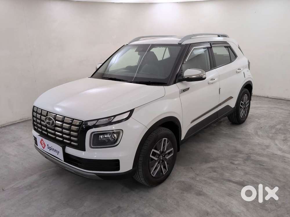 Hyundai Venue 1.0 S (o) Turbo Dct, 2024, Petrol
