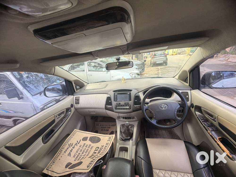 Toyota Innova 2.5 Vx 7 Seater Bs Iv, 2011, Cng & Hybrids