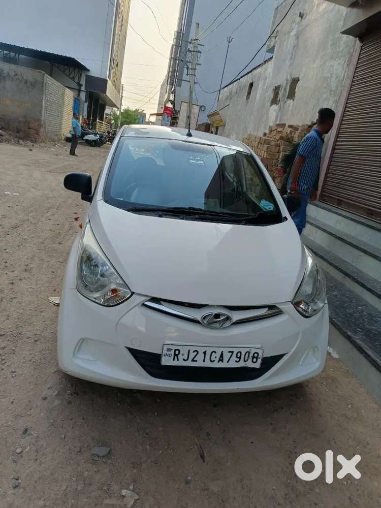 Hyundai Eon 2015 Lpg 98000 Km Driven